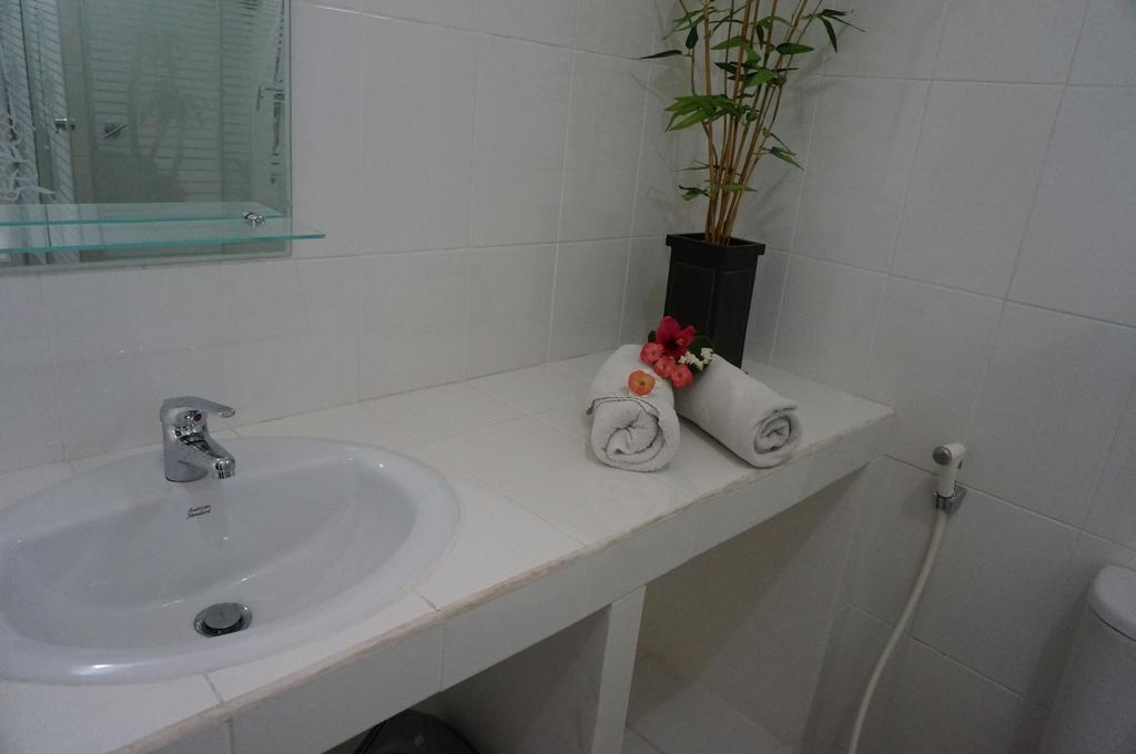 Hotel Angsoka Temukus Стая снимка