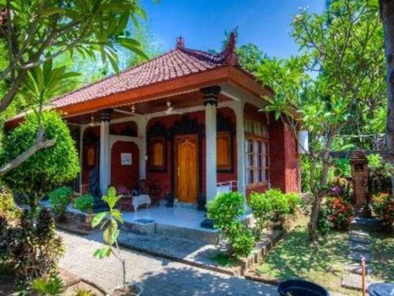 Hotel Angsoka Temukus Екстериор снимка